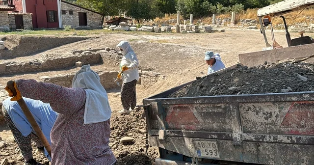 3 bin 500 yıllık kente kadın eli Muğla Haberleri