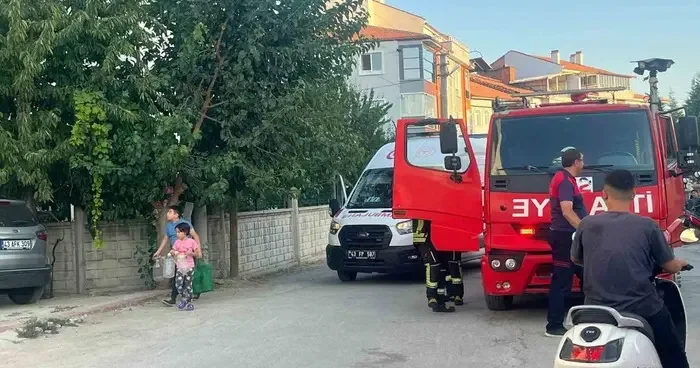 Kütahya’da yangın ihbarına giden ekipler mangalla karşılaştı