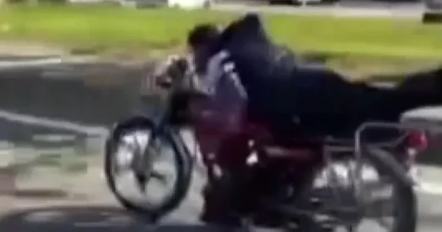 Trafikte akrobatik hareketlerin bedeli ağır oldu VİDEO İZLE