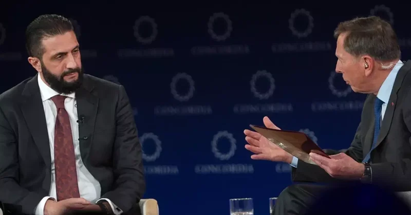 Kendisini yakalan eski CIA şefi ile Şara arasında dikkat çeken diyalog: Hayranlarınızdan biriyim