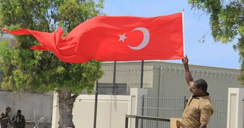 Ülkenin bakanlarından Türkiye ye övgü üstüne övgü... Yanımızda Türk devleti var