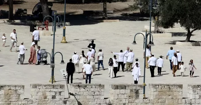 Fanatik Yahudiler, İbrani yeni yılında Mescid i Aksa ya baskın düzenledi
