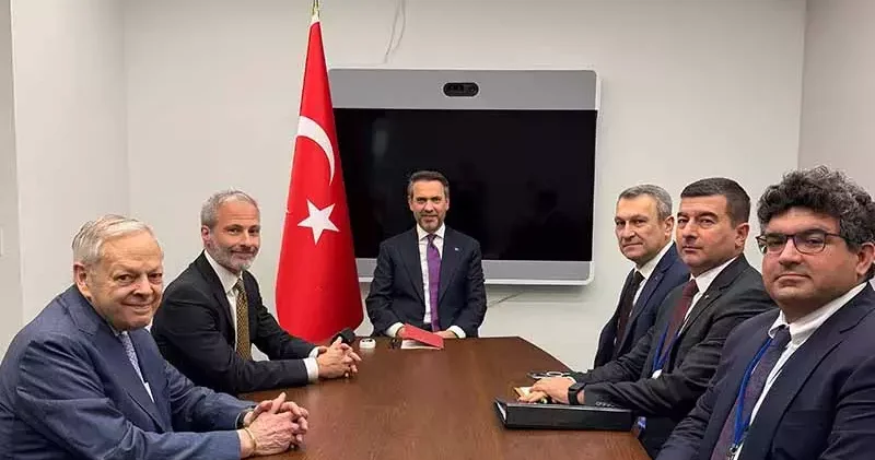Bakan Bayraktar dan New York ta enerji alanında görüşmeler