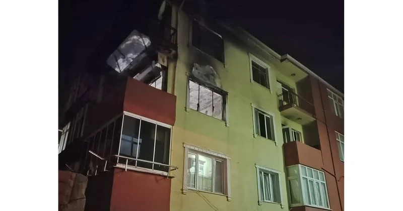 Bursa da feci yangın! 1 i çocuk 3 kişi öldü