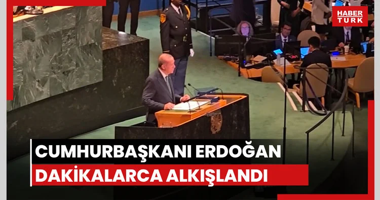 Cumhurbaşkanı Erdoğan, dakikalarca alkışlandı