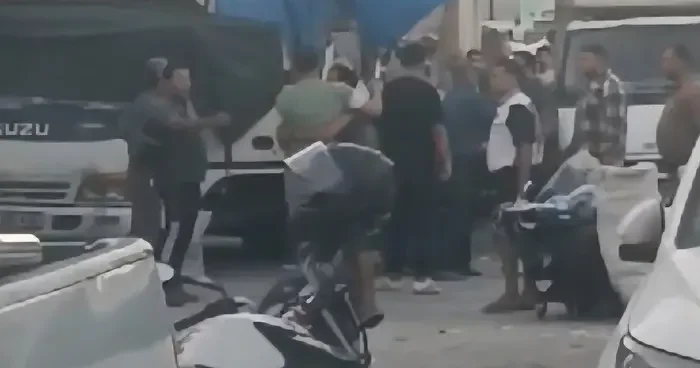 Hatay’da pazarcıların kavgası; 1 yaralı