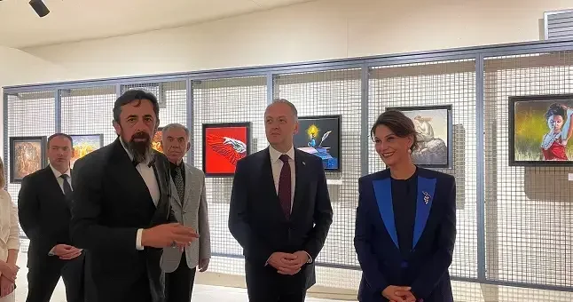 Güven Hastanesi nden 50 Sanatçı & 50 Eser sergisi