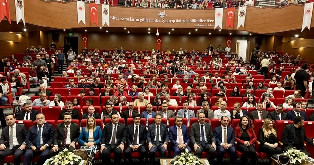 Kırşehir de cezaevi personelinden oluşan koro Bozkırın Esintisi programında konser verdi Kırşehir Haberleri