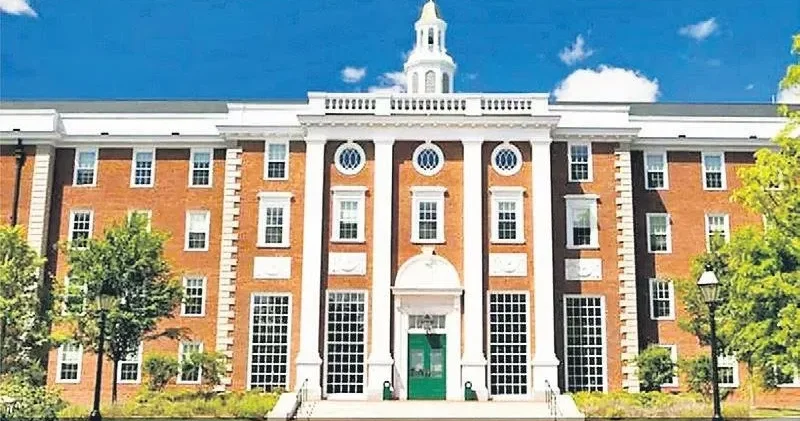 FUNDA KARAYEL Bir karar, bin hayal: Harvard yolları kapandı mı?