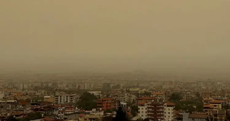 Toz taşınımı alarmı: Meteoroloji bölge bölge uyardı