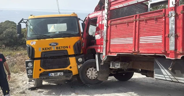 Bodrum da, beton mikseri ile kamyonun arasında sıkışan sürücü öldü Muğla Haberleri