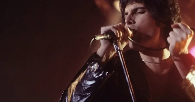 Freddie Mercury nin, yakın bir arkadaşının eşiyle yaşadığı kaçamak sonucu baba olduğu ortaya çıktı
