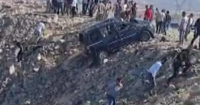 Şırnak’ta araç şarampole yuvarlandı: Aynı aileden 3 kişi hayatını kaybetti VİDEO İZLE