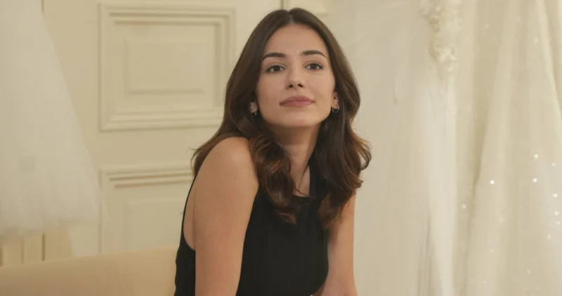 Sabancı nın partisinde el ele yakalandılar