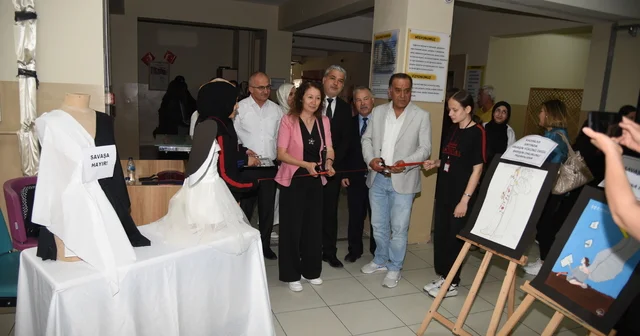 Kırıkkale de meslek lisesi öğrencileri yıl sonu defilesi düzenlendi Kırıkkale Haberleri