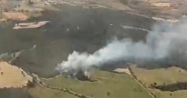 Çanakkale de orman yangını: Tarım arazisinden sıçradı VİDEO İZLE