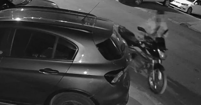 İzmir de motosiklet hırsızlığı kamerada; 1 tutuklama İzmir Haberleri