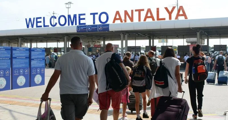 Turizmcinin bayram planı bekle gör taktiği