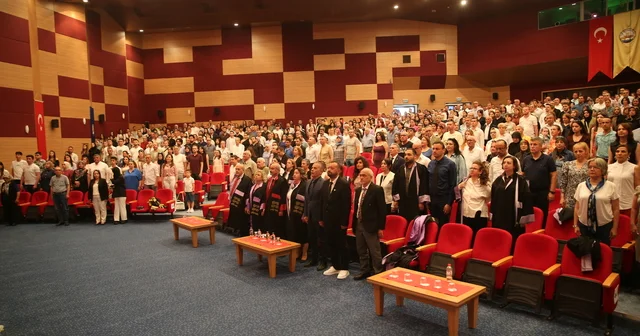 Edirne de 560 öğretmen adayı mezuniyet sevinci yaşadı Edirne Haberleri