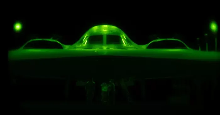 36 saat kesintisiz uçuş yapmışlardı! ABD, İran a saldıran B 2 bombardıman uçaklarının görüntülerini paylaştı