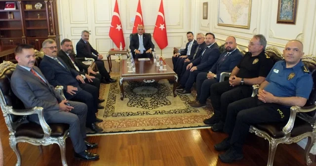 Bakan Ersoy, Yozgat ta belediye başkanları ile toplantı yaptı Yozgat Haberleri