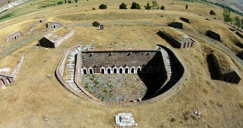 Erzurum daki tabyaların UNESCO Dünya Miras Geçici Listesi’ne adaylığı için çalışıyorlar