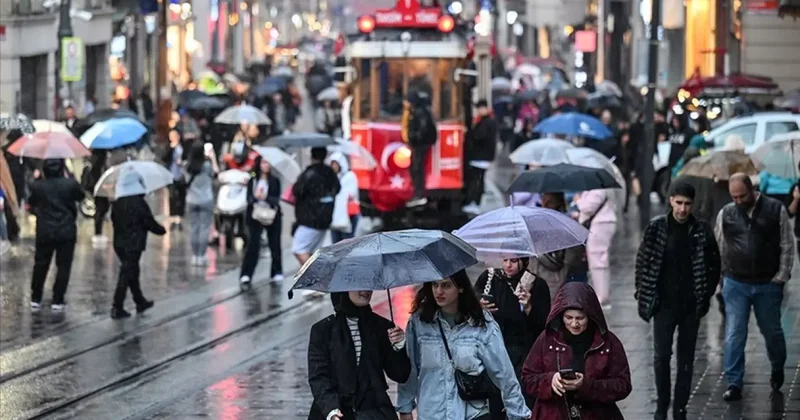 İstanbul a yağış uyarısı! Meteoroloji tarih verdi