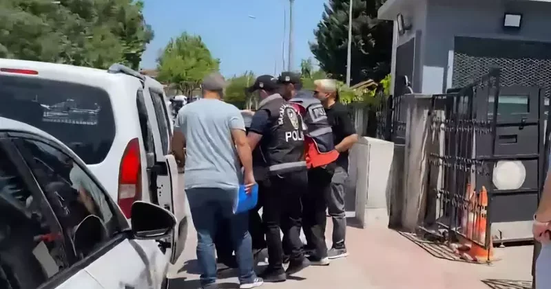 Hastane bahçesindeki cinayette gözaltına alınan şüpheli adliyede