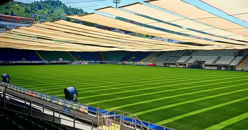 Çaykur Didi Stadyumu nun çimleri, örtü sistemi ile güneşten korunuyor Fanatik Gazetesi Futbol Haberleri Spor