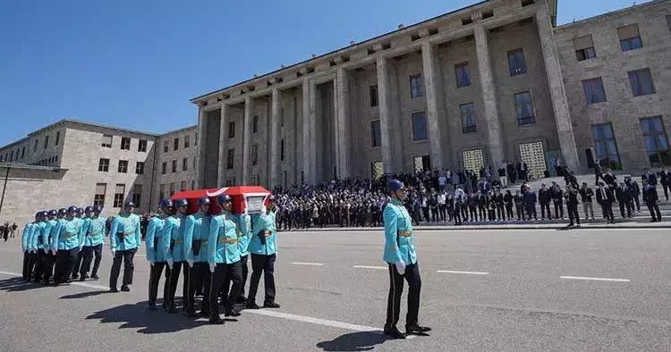 Eski milletvekili İsmail Bilen için Meclis te cenaze töreni düzenlendi