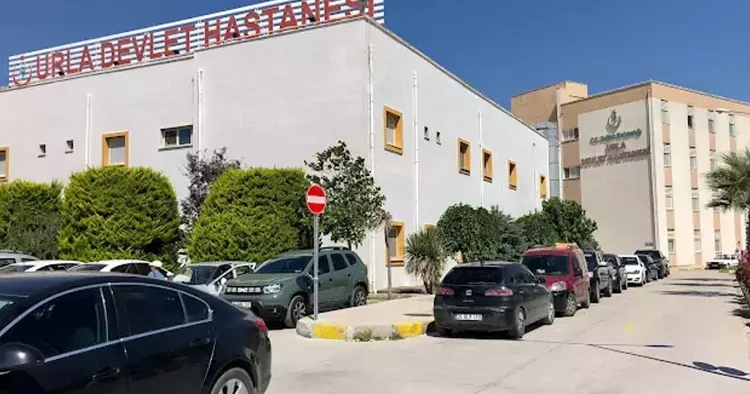 İzmir deki sitede acı olay: 3 yaşındaki çocuk hayatını kaybetti