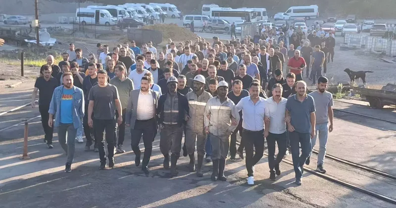Madencilerden zam teklifi eylemi