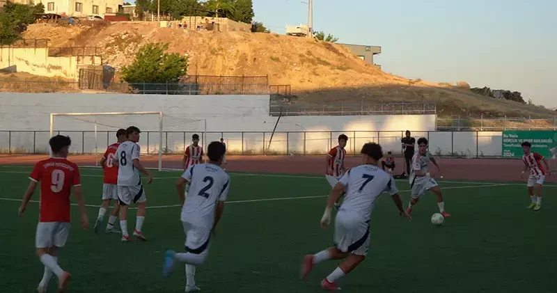 Beşiktaş U 16 Takımı, Şırnak Petrolspor U 16 Takımıyla dostluk maçı yaptı