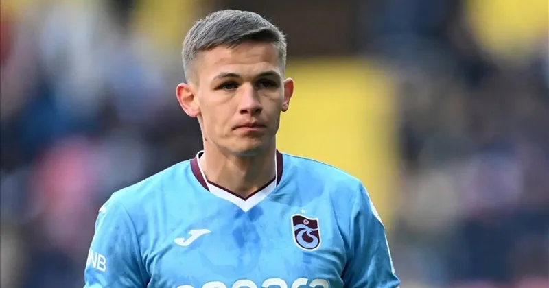 Trabzonsporlu futbolcu, Fatih Tekke ye tepkili