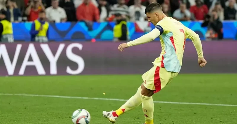 Galatasaray ın yıldızını ölümle tehdit eden taraftar tutuklandı