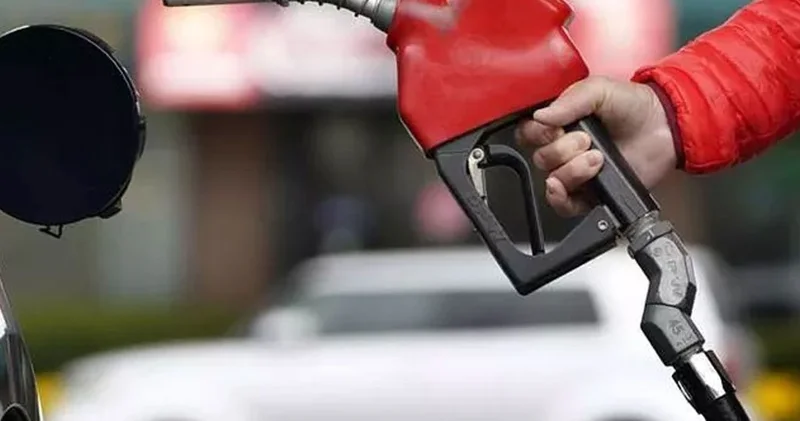 Akaryakıta indirim geldi: İşte güncel benzin ve motorin fiyatları
