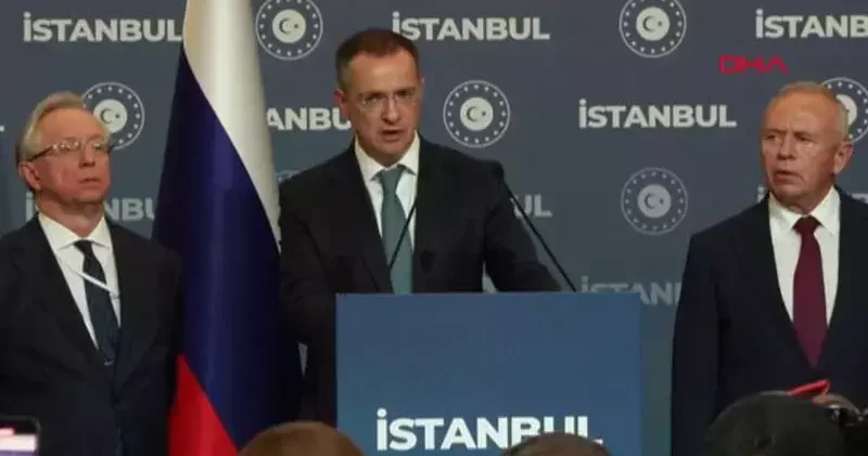 Rusya heyeti, Türkiye Rusya Ukrayna Üçlü Toplantısı nın ardından basın toplantısı düzenledi