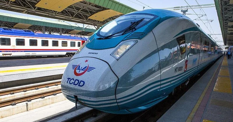 Ankara ve İstanbul YHT seferleri yeniden başladı