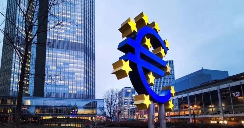 Avrupa Merkez Bankası, faizi sabit tuttu
