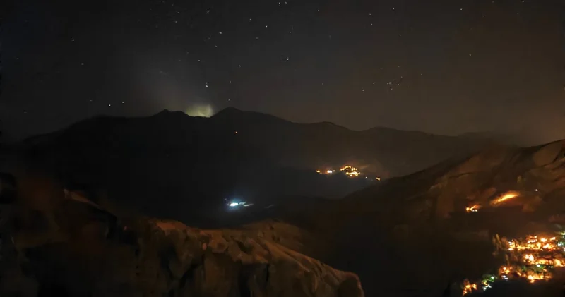 Erzurum Artvin sınırında gizemli ışık!