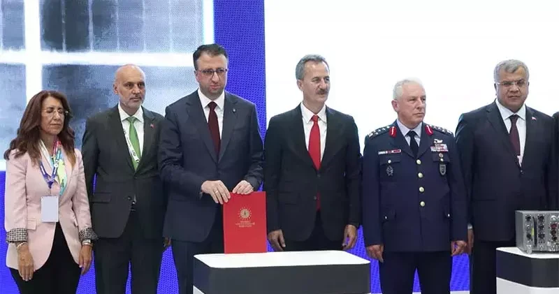 ASELSAN, IDEF 2025 te T Link ve ASELFLIR 600 ü tanıttı