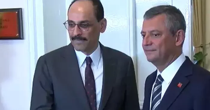 Kalın ile CHP lideri Özel TBMM de görüştü: Terörsüz Türkiye çalışmaları ele alındı