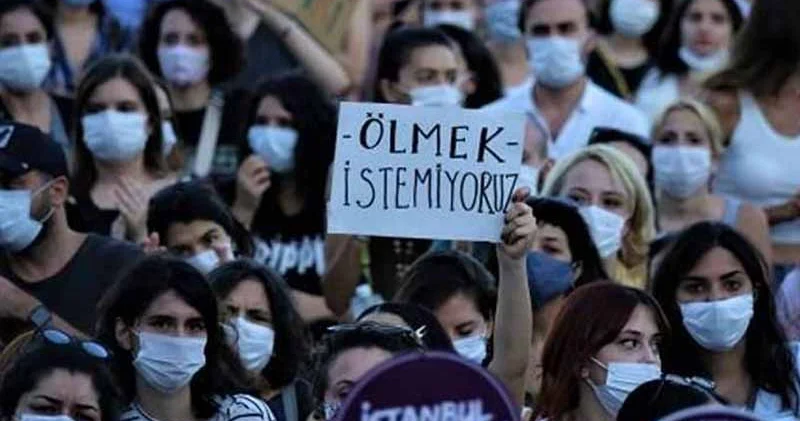 Konya da sokak ortasında kadına karşı şiddet!