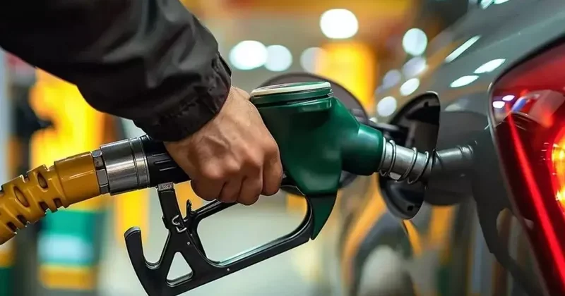 Araç sahipleri dikkat! Bu gece akaryakıta zam geliyor