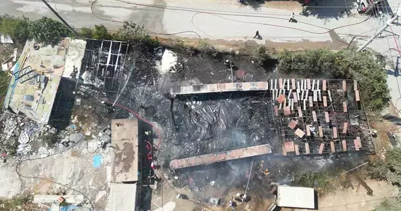Çıkan yangında yediemin deposu kullanılamaz hale geldi