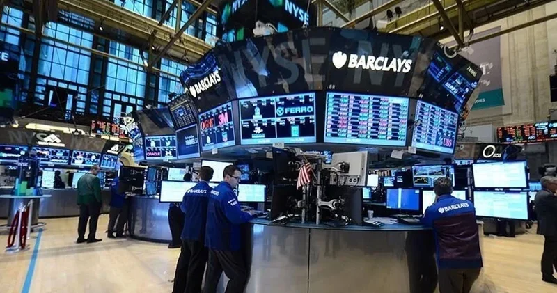 New York borsası karışık seyirle açıldı