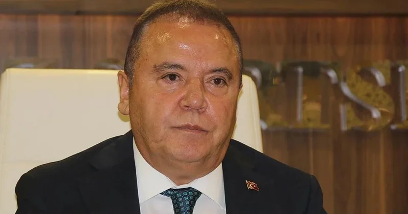 Muhittin Böcek ikinci kez hastaneye sevk edildi
