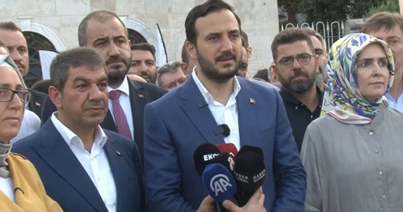 Ayasofya nın ibadete açılışının 5. yılı için sabah namazı programı düzenlendi.