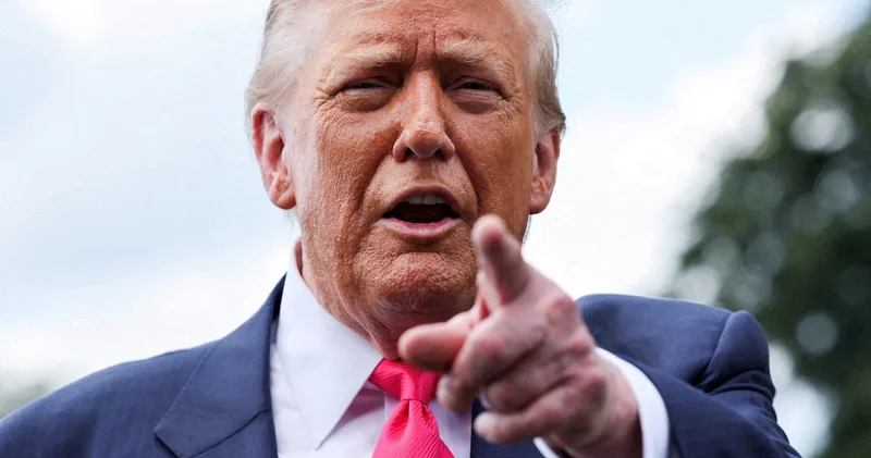 Trump ı sarsacak karar: Adalet Bakanlığı na Epstein belgeleri ni açıklaması için celp gönderildi