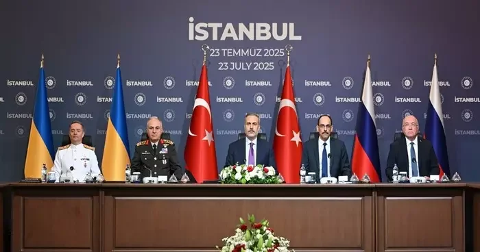 Türkiye Rusya Ukrayna Üçlü Toplantısı sona erdi! Heyetlerden açıklama geldi: Oturup konuşmak neden bu kadar zor?